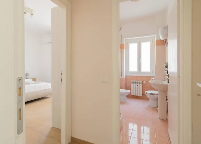 Aeterna Nomentana House
